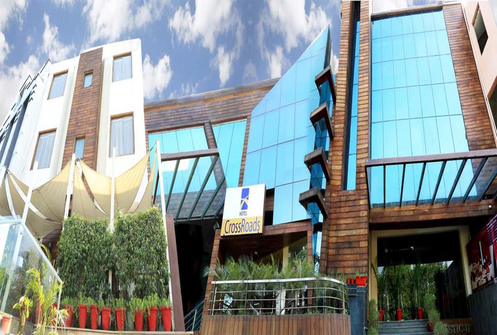 Crossroads Hotel คูร์เคาน์ ภายนอก รูปภาพ